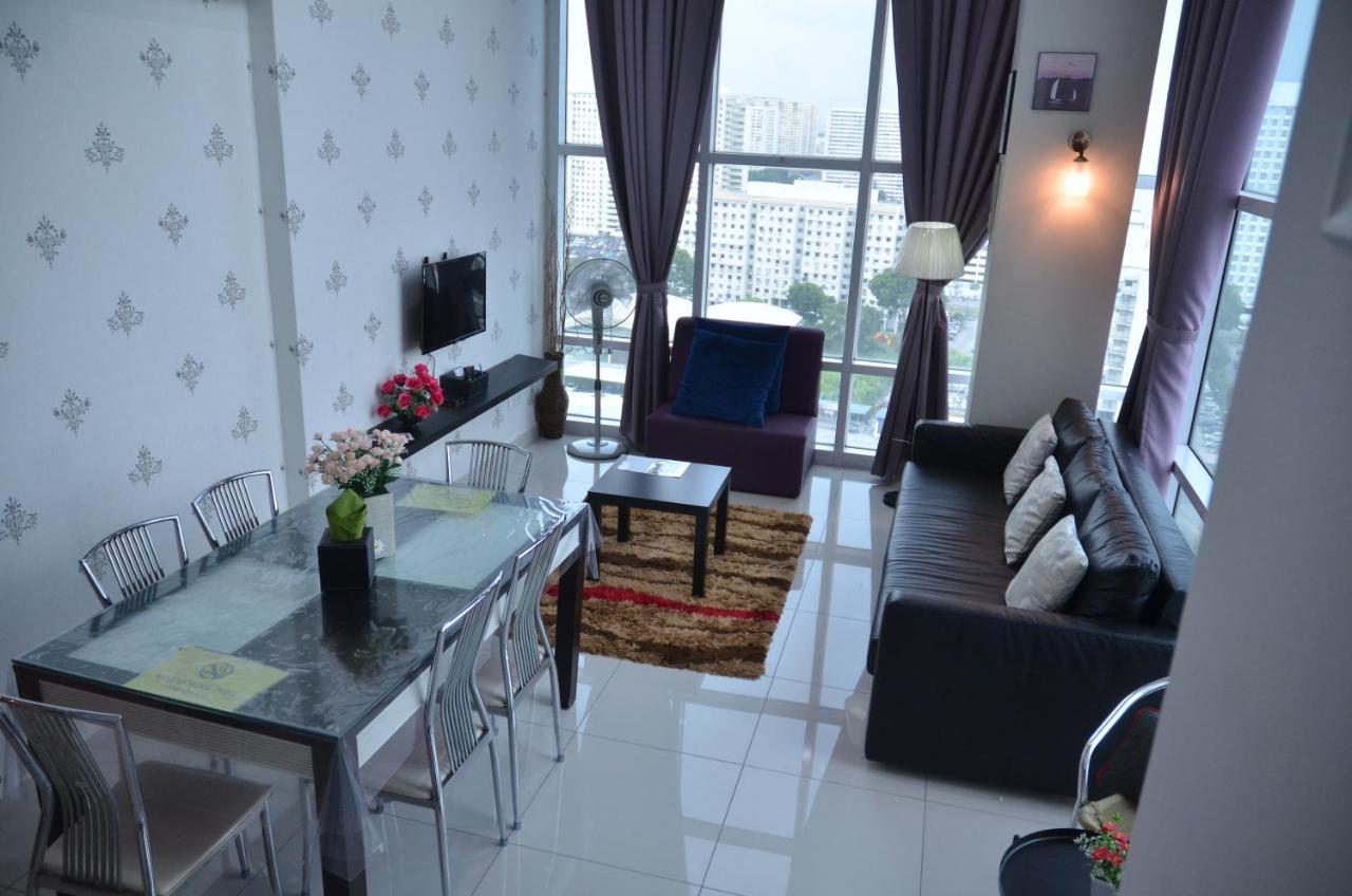 Maritime Suite Duplex Penang- Pemandangan Laut ジョージタウン エクステリア 写真