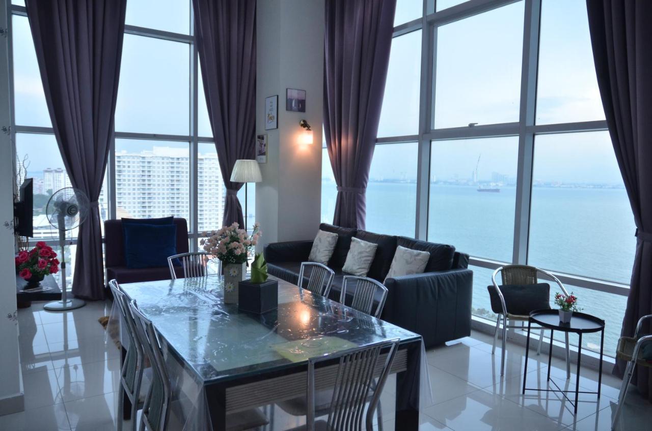 Maritime Suite Duplex Penang- Pemandangan Laut ジョージタウン エクステリア 写真